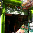 Boutique complètement zarbi