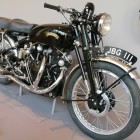 Le MoMa: la Vincent BlackShadow, première bécane à accrocher les 200km/h chrono